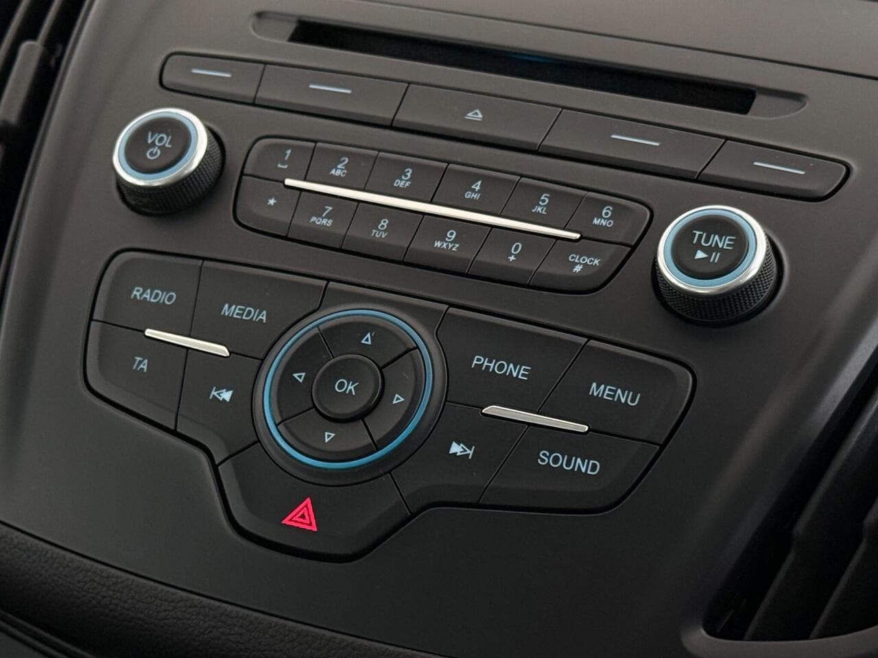 Ford Kuga thumbnail Misc Controls