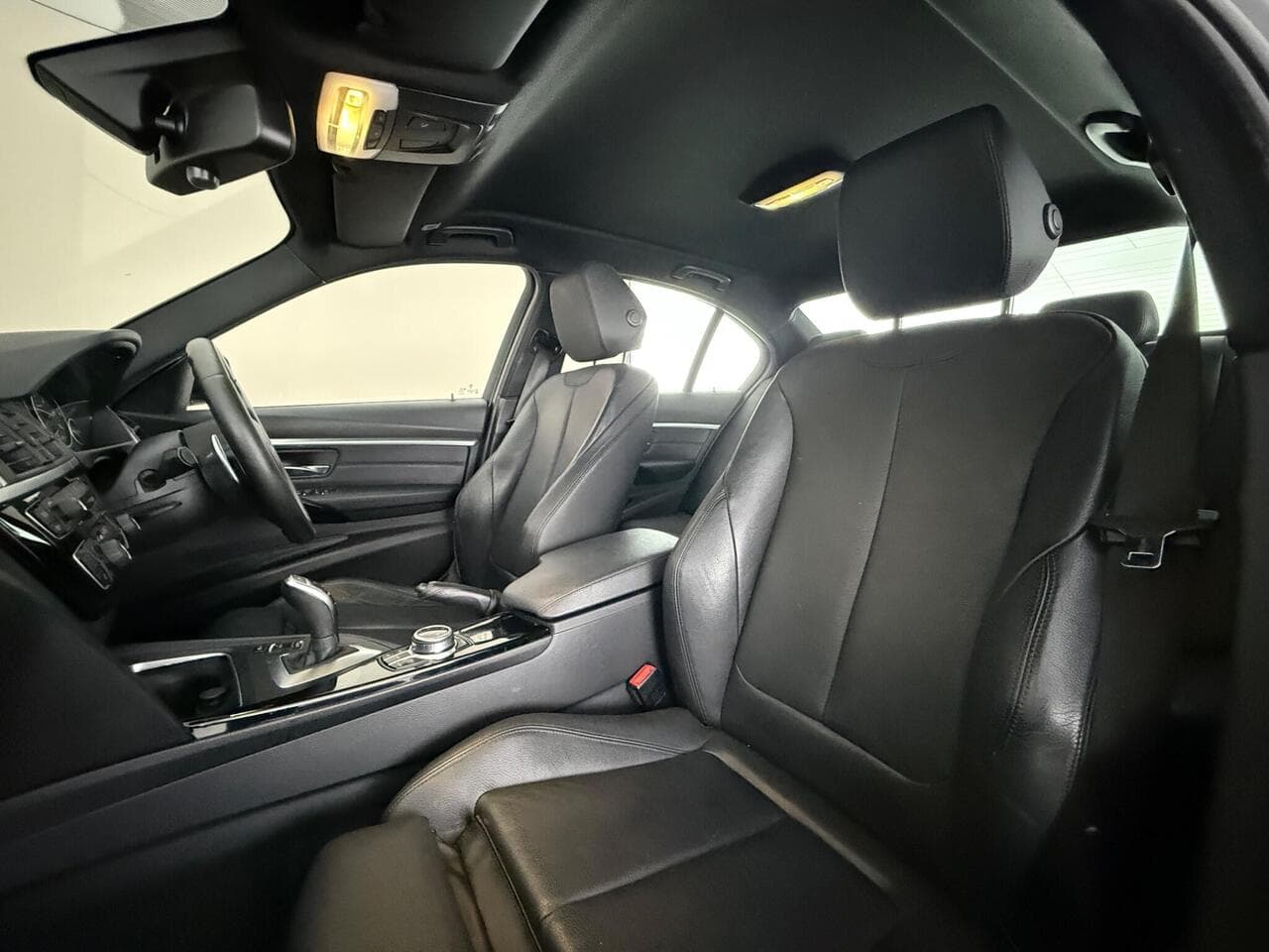 BMW 3 Series thumbnail Seat Front Passenger