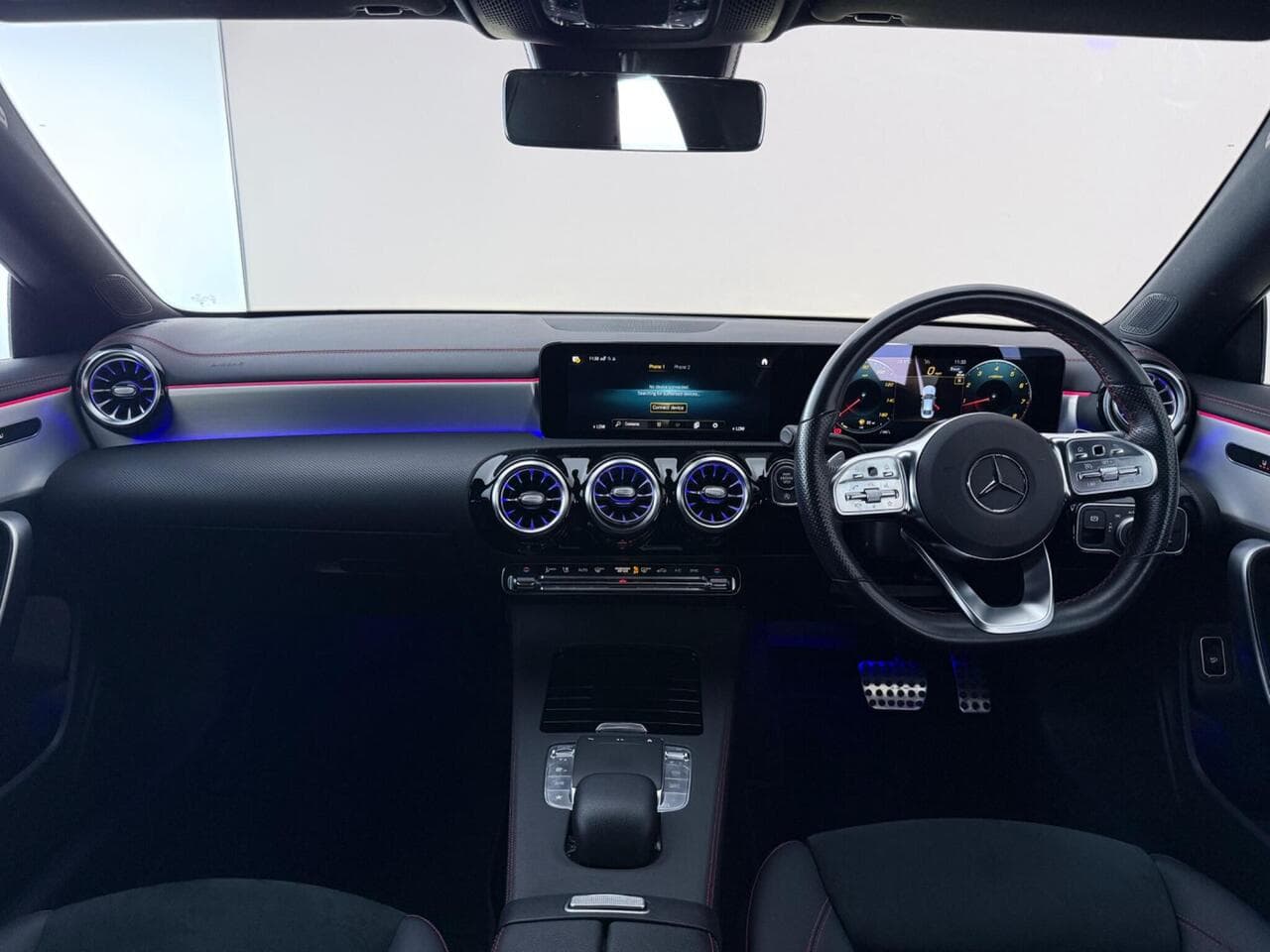 Mercedes-Benz CLA thumbnail Interior Front