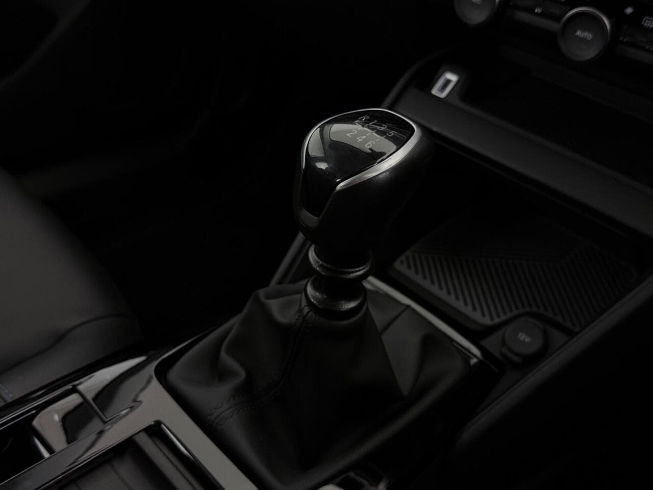 Citroen C4 thumbnail Interior Front