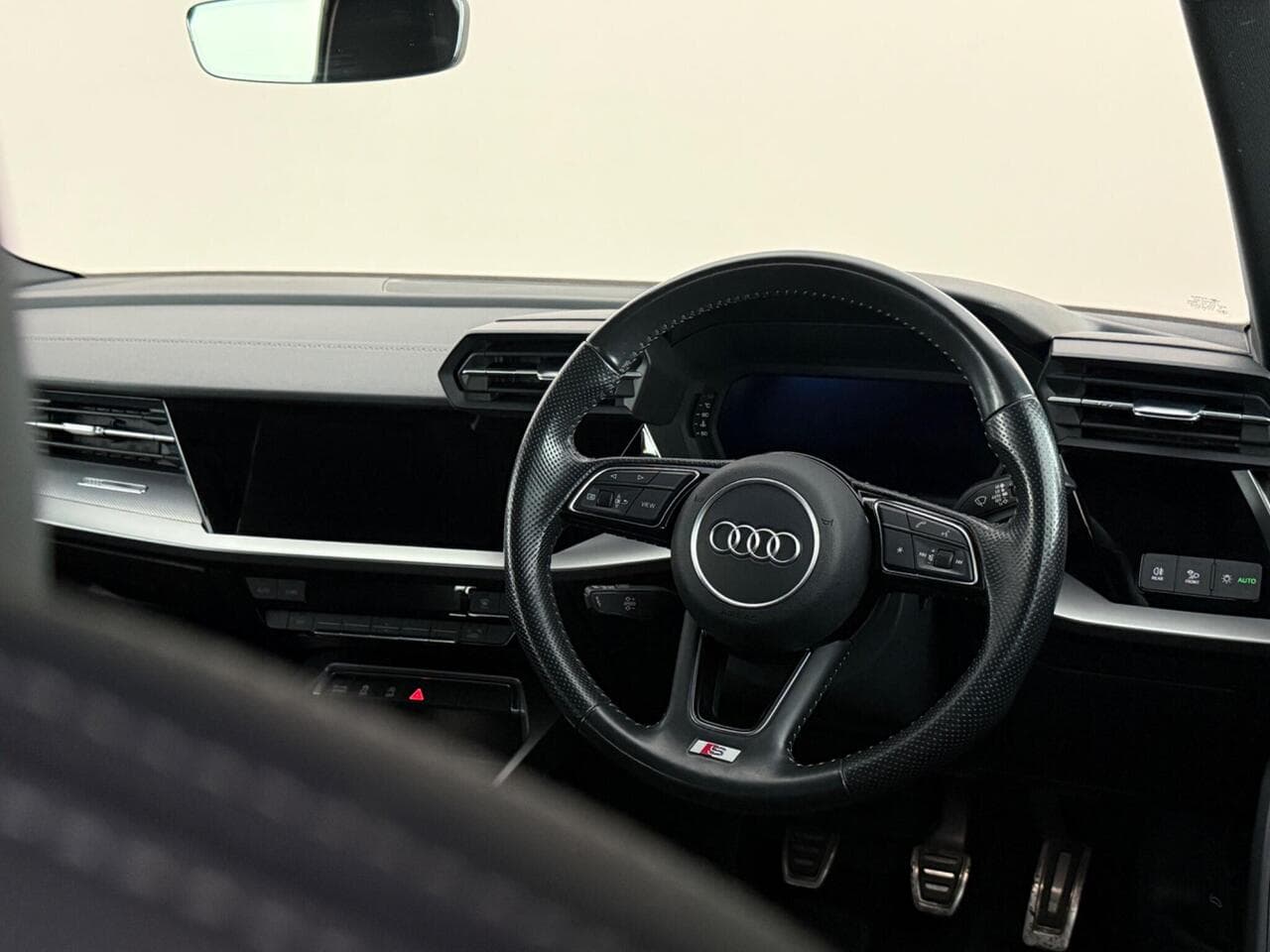 Audi A3 thumbnail Steering Wheel
