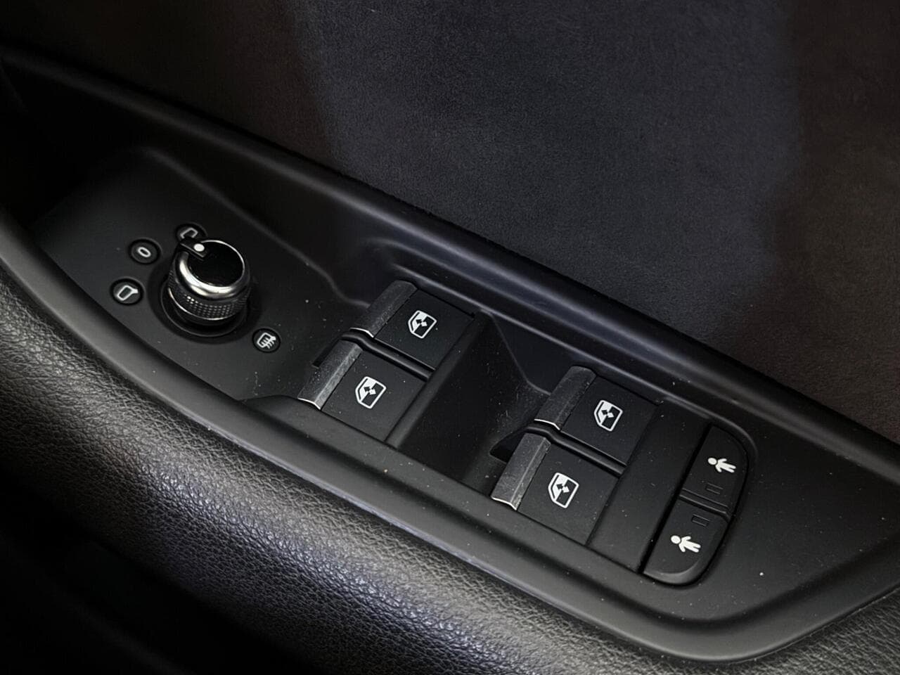 Audi A4 Avant thumbnail Misc Controls