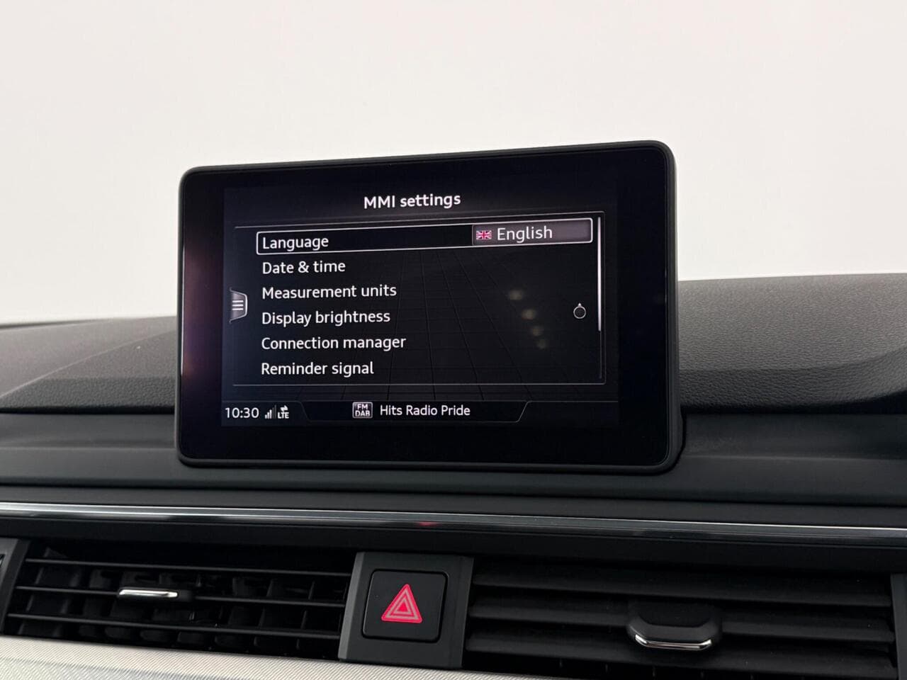 Audi A5 thumbnail Infotainment System