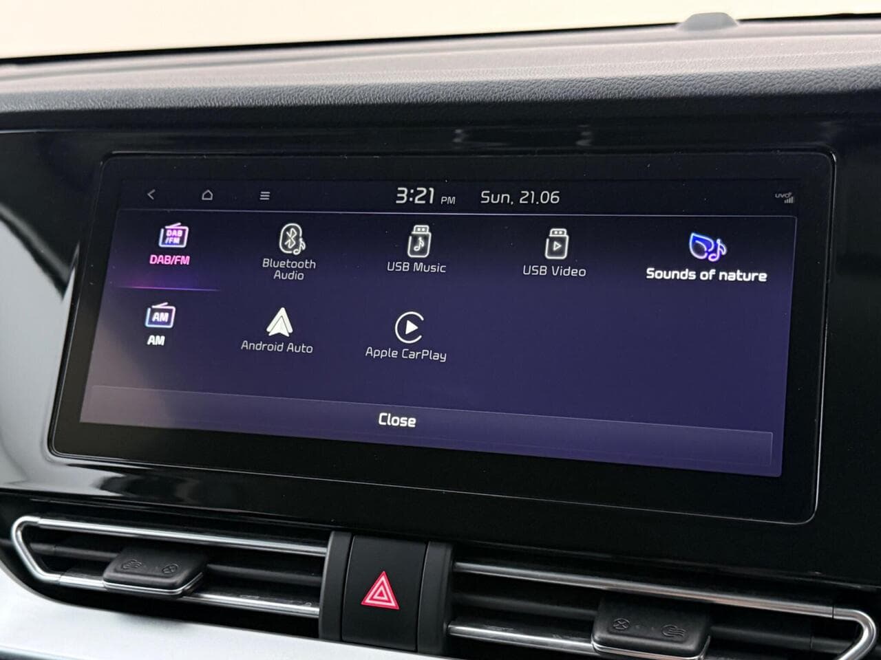 Kia Niro thumbnail Infotainment System