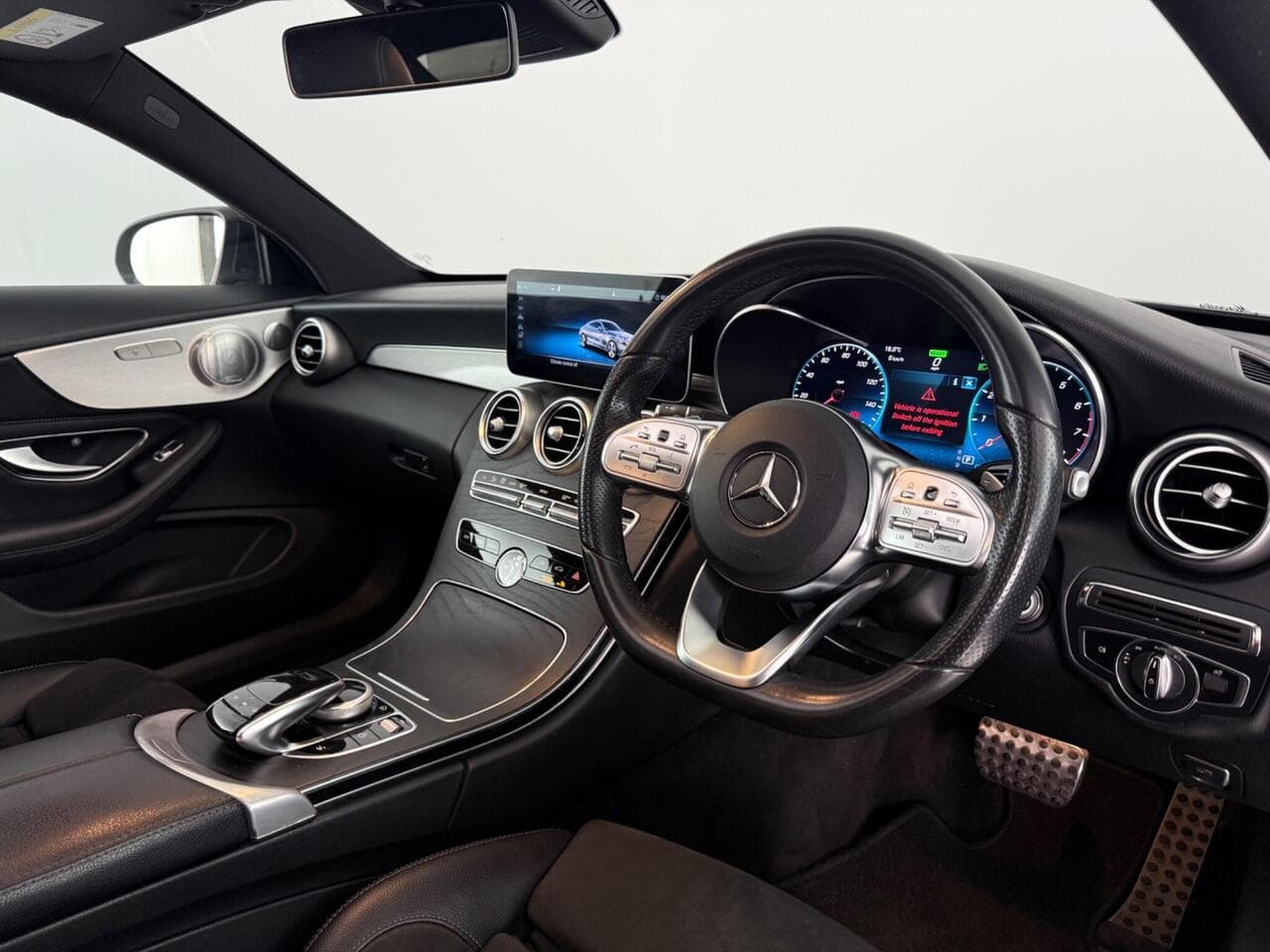 Mercedes-Benz C Class thumbnail Interior Front