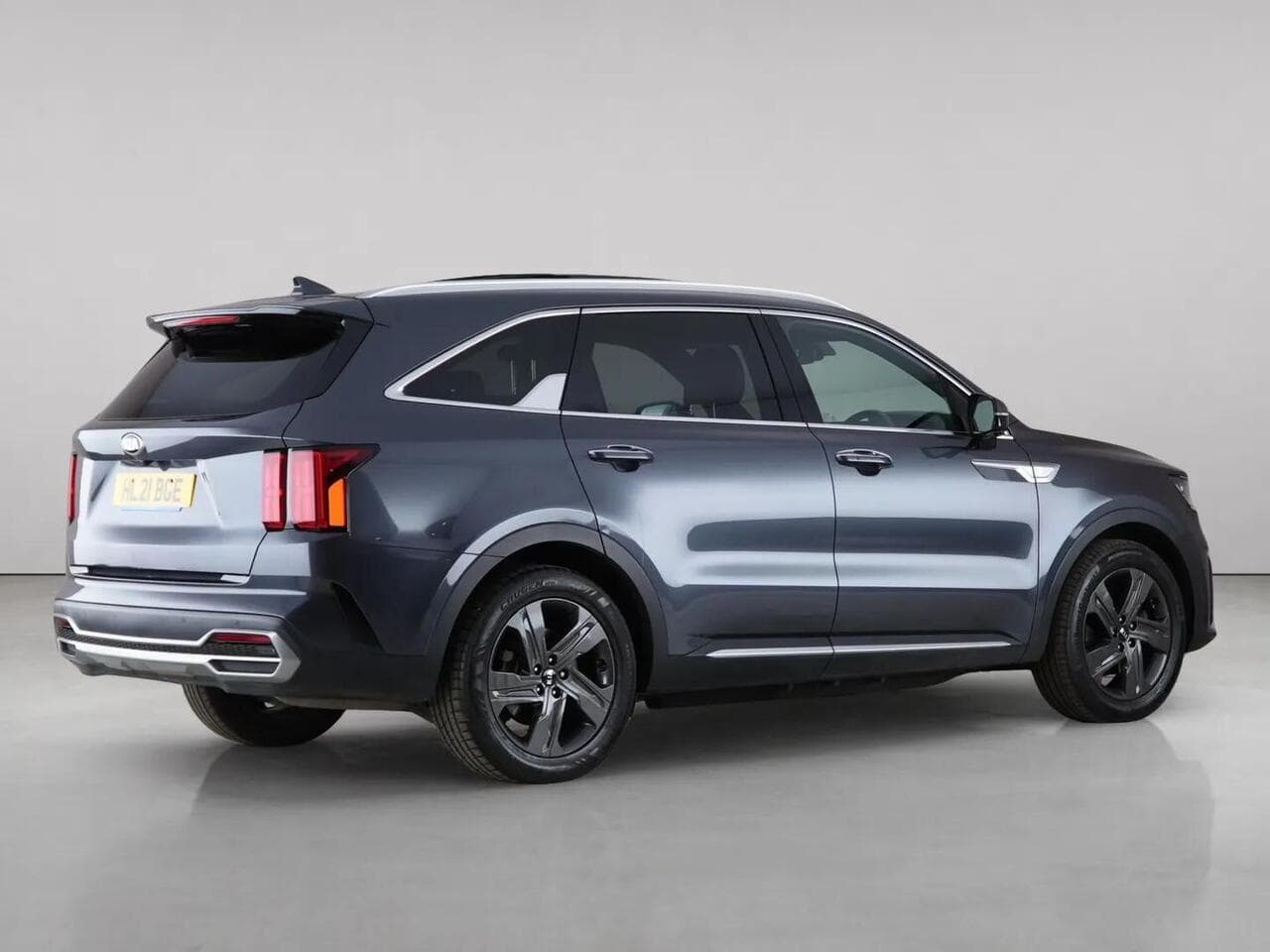 Kia Sorento thumbnail Rear Right