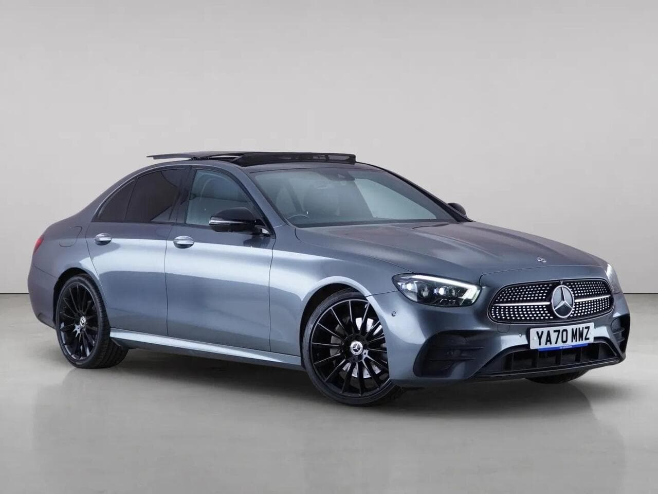Mercedes-Benz E Class - Mercedes-Benz E Class 2.0 E220d AMG Line Night Edition (Premium Plus) G-Tronic+ Euro 6 (s/s) 4dr
