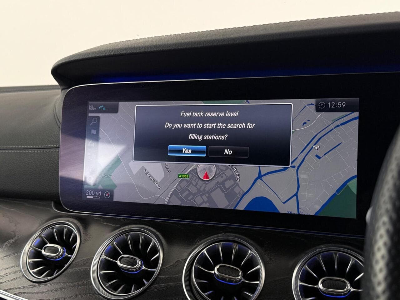 Mercedes-Benz E Class thumbnail Infotainment System