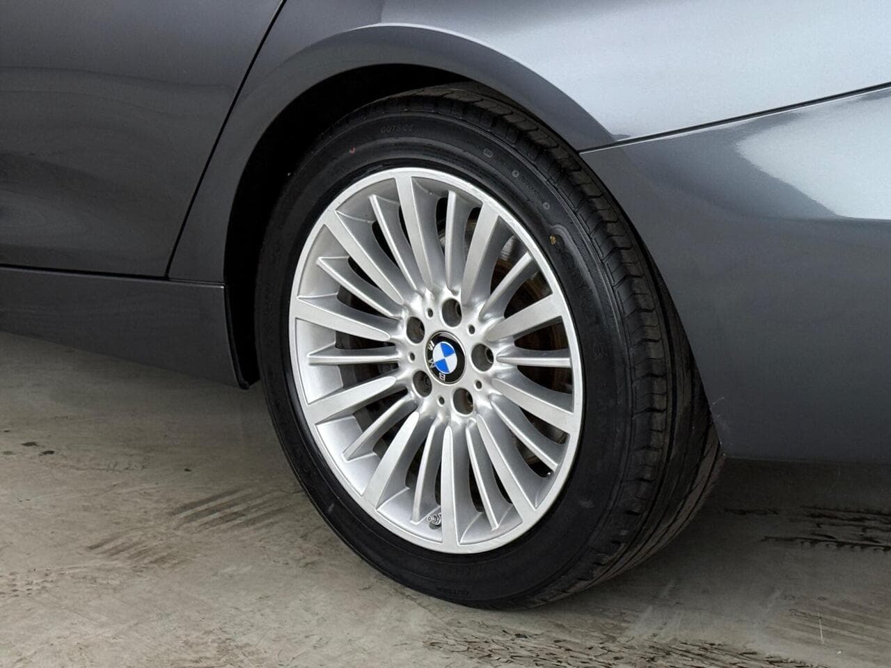 BMW 3 Series Gran Turismo thumbnail Wheel