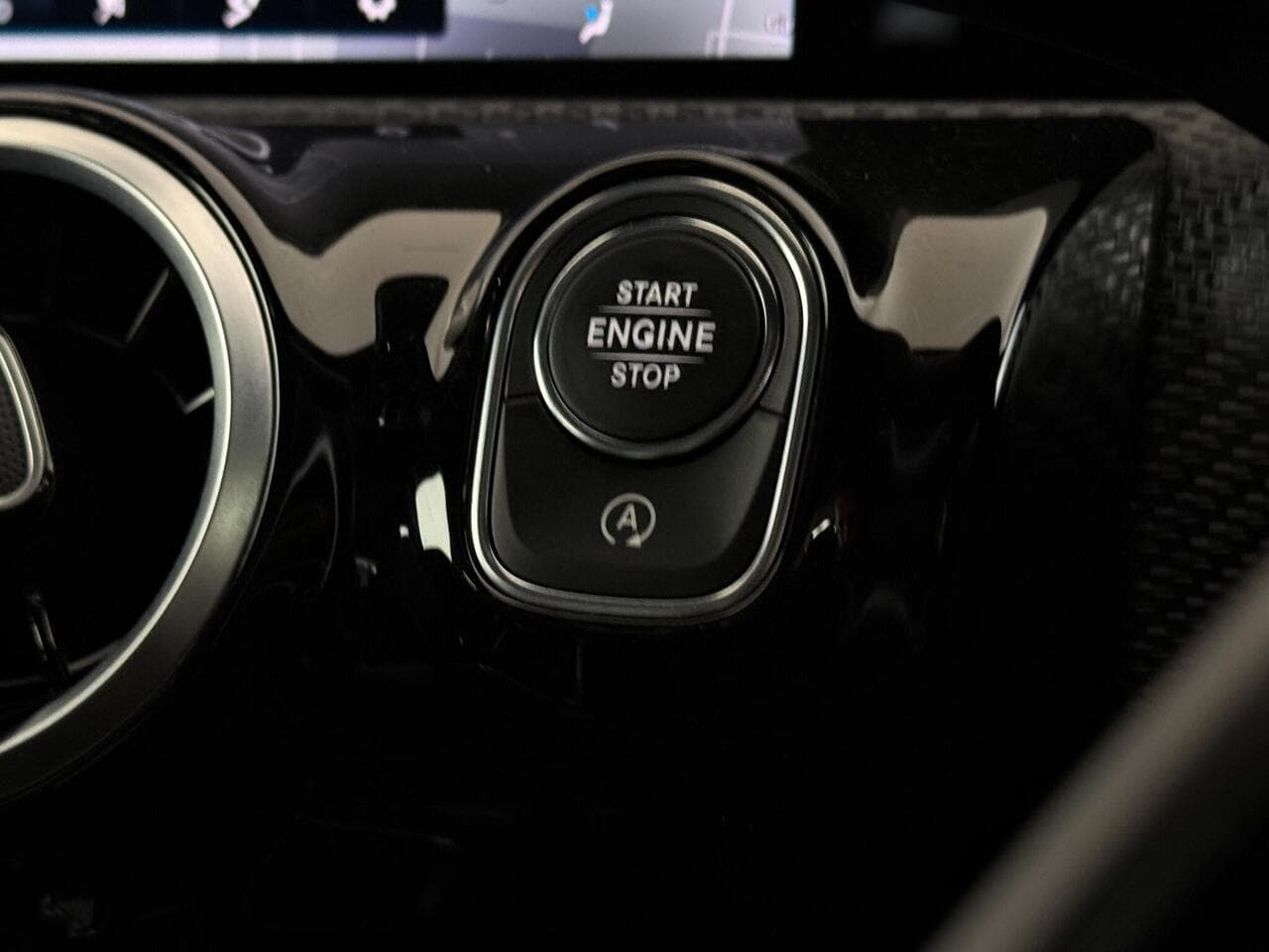 Mercedes-Benz A Class thumbnail Misc Controls