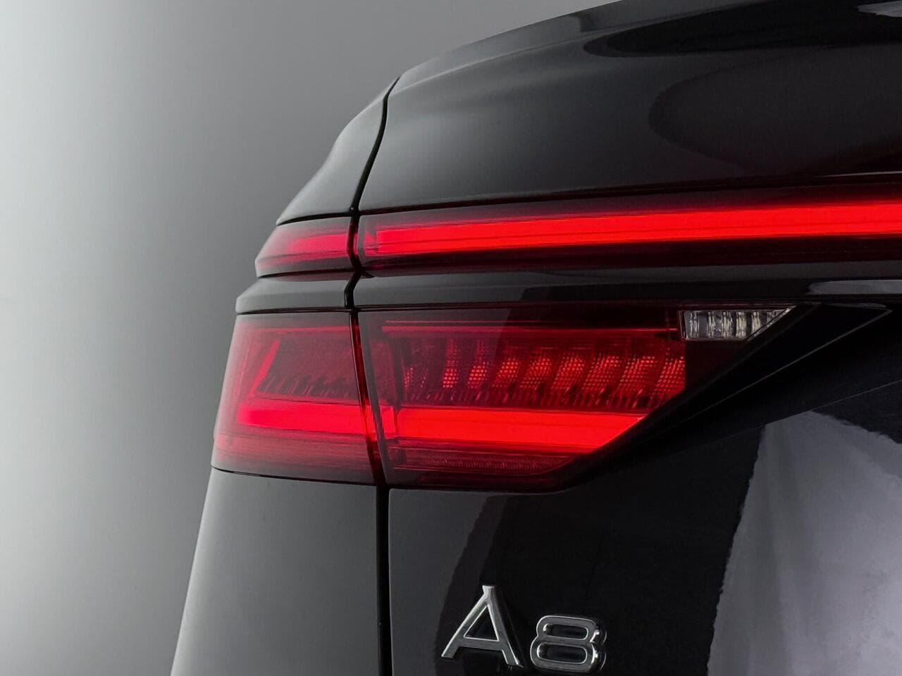 Audi A8 thumbnail Lights Rear