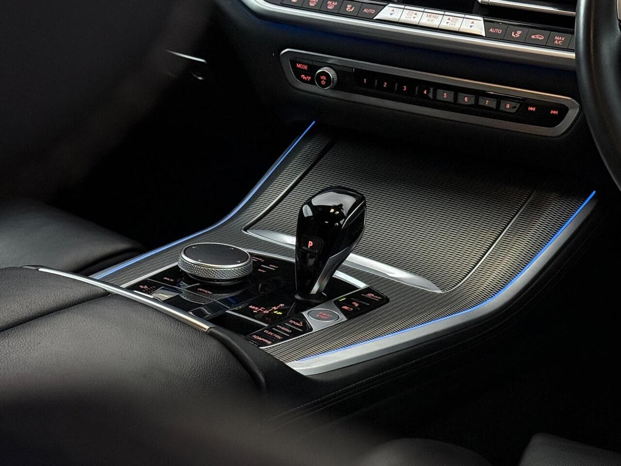 BMW X5 thumbnail Interior Front