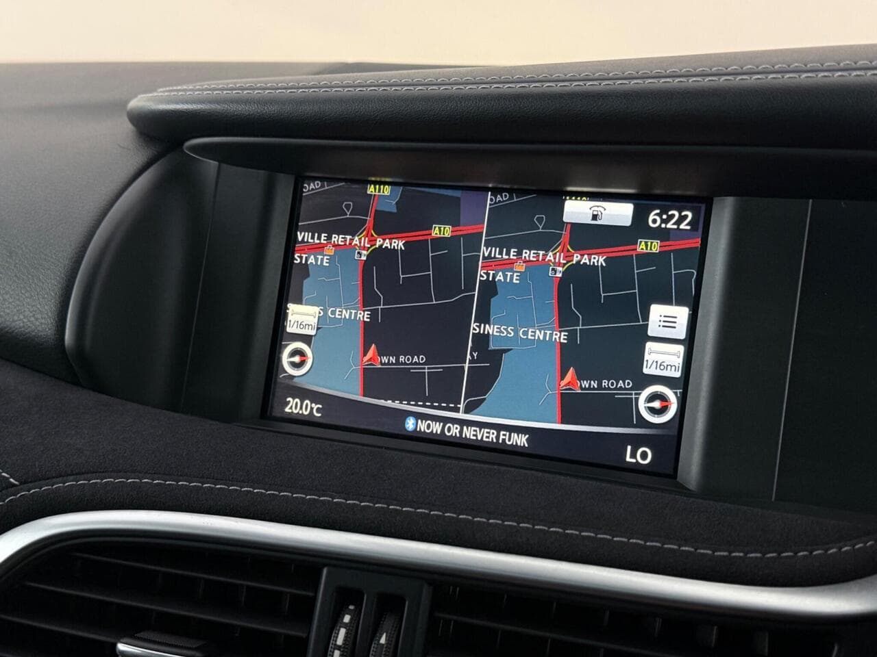 Infiniti Q30 thumbnail Infotainment System