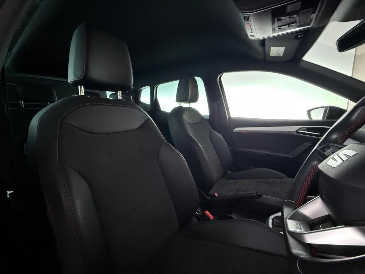 SEAT Arona thumbnail Seat Driver