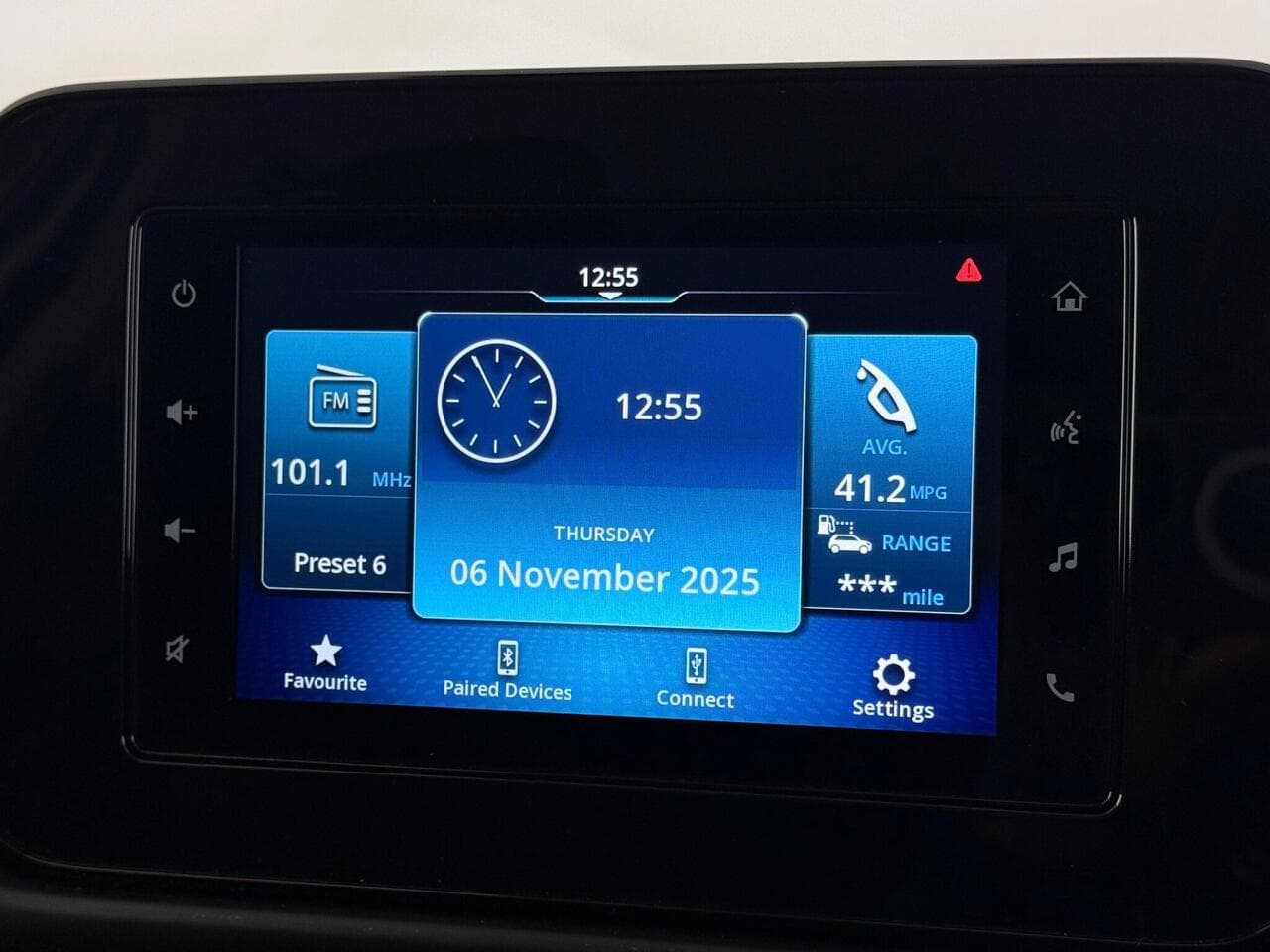 Suzuki S-Cross thumbnail Infotainment System
