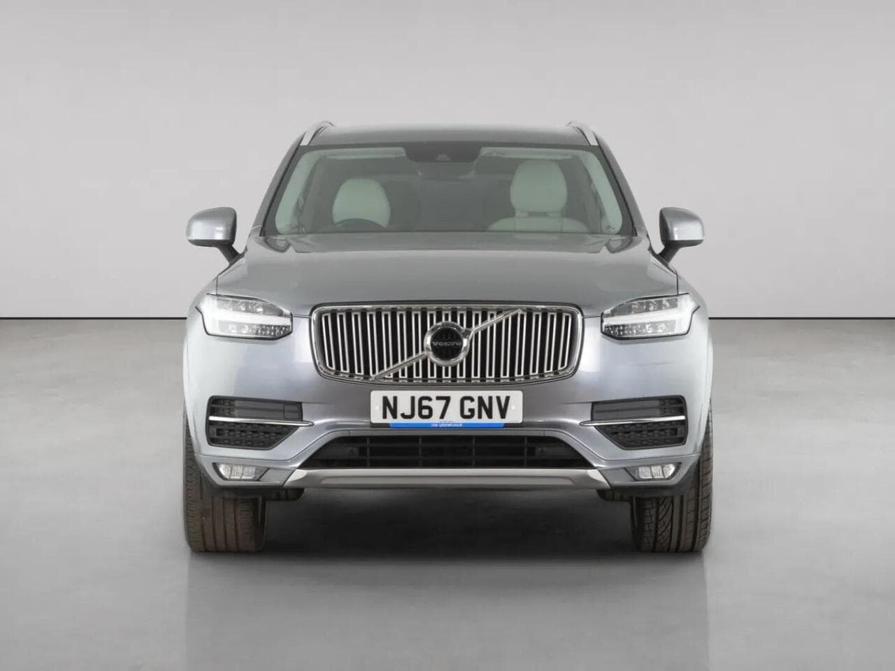 Volvo XC90 thumbnail Front