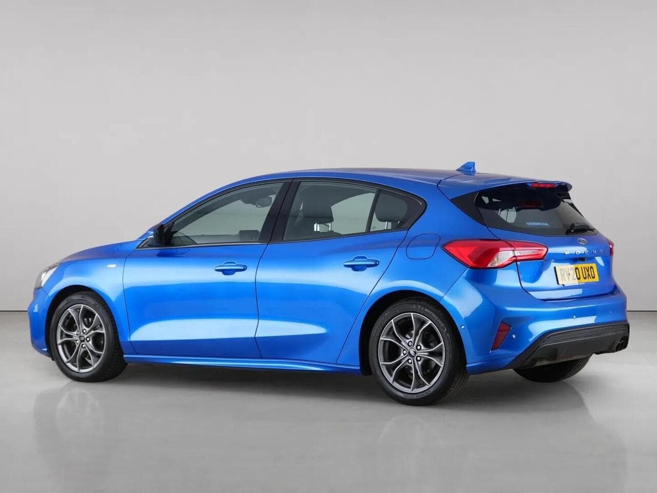 Ford Focus thumbnail Side Left
