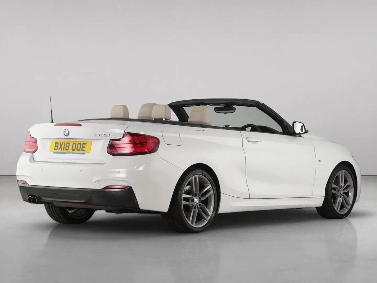 BMW 2 Series thumbnail Rear Right