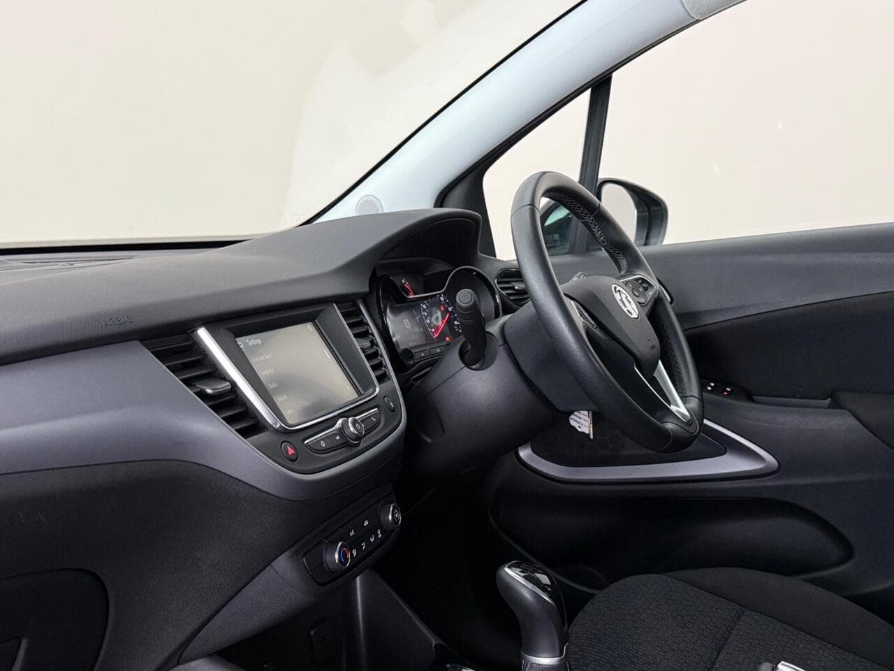 Vauxhall Crossland thumbnail Interior Front