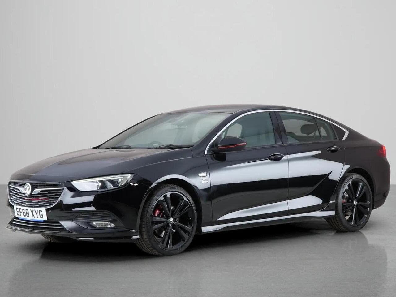 Vauxhall Insignia thumbnail Front Left