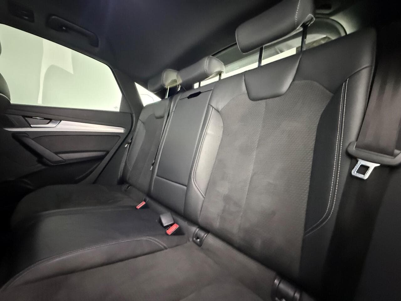 Audi Q5 thumbnail Seats Rear