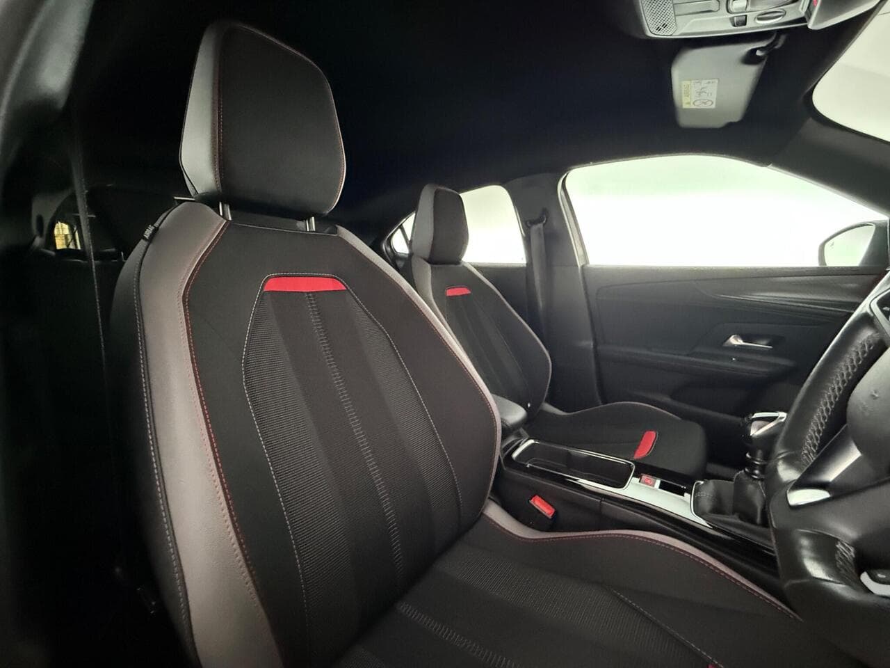Vauxhall Mokka thumbnail Seat Driver