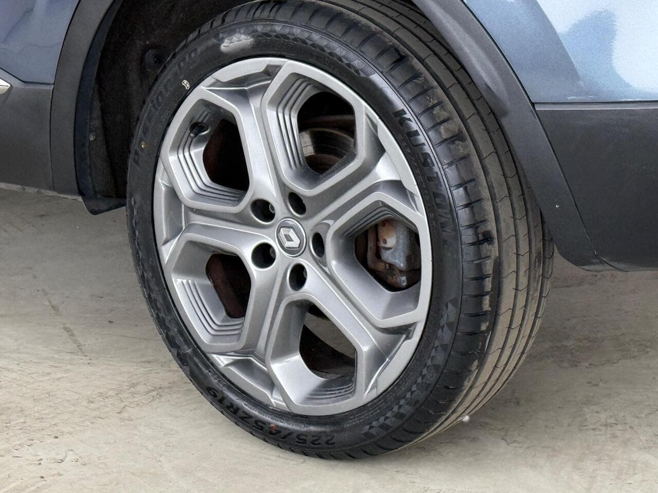 Renault Kadjar thumbnail Wheel