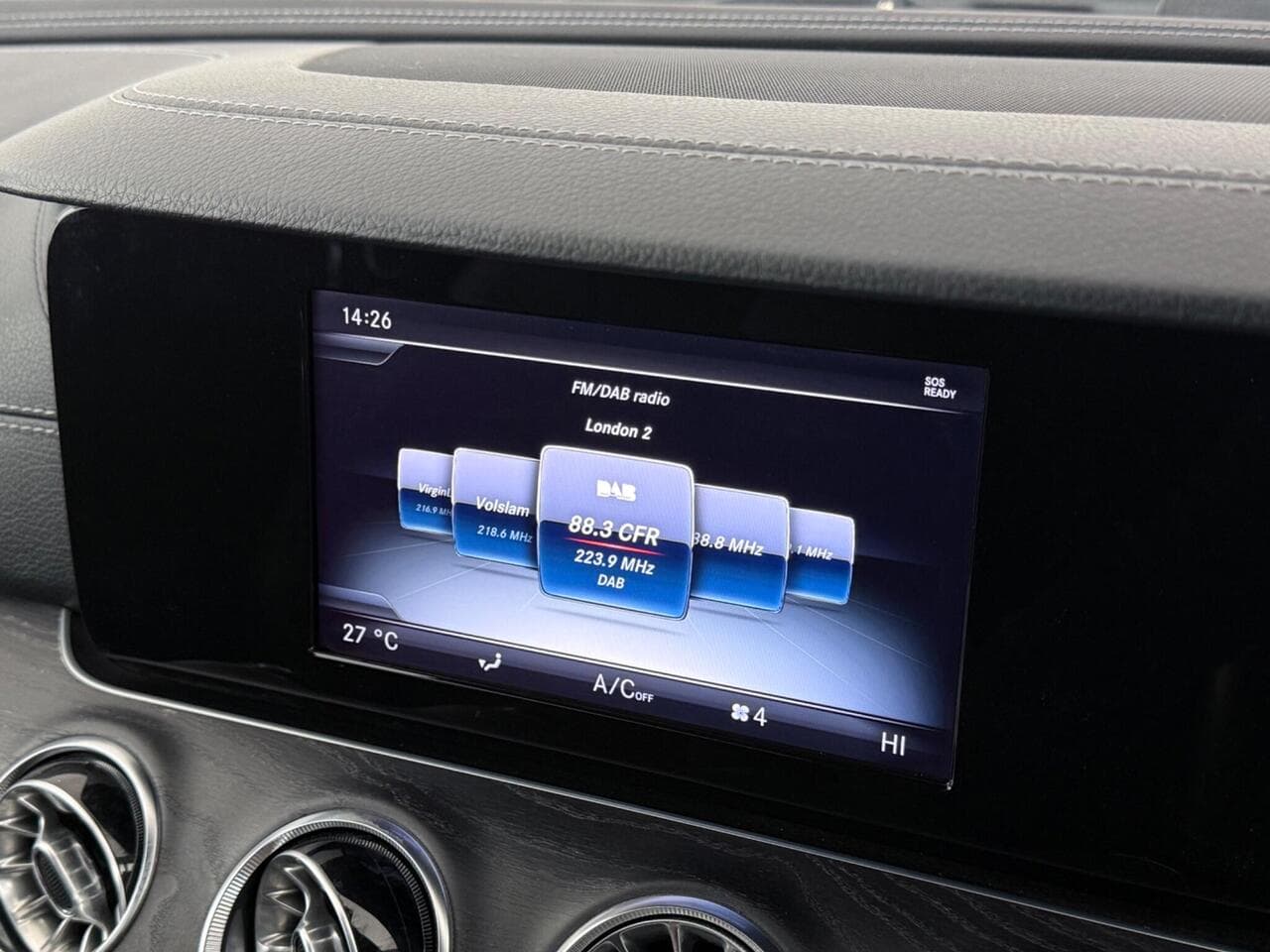 Mercedes-Benz E Class thumbnail Infotainment System
