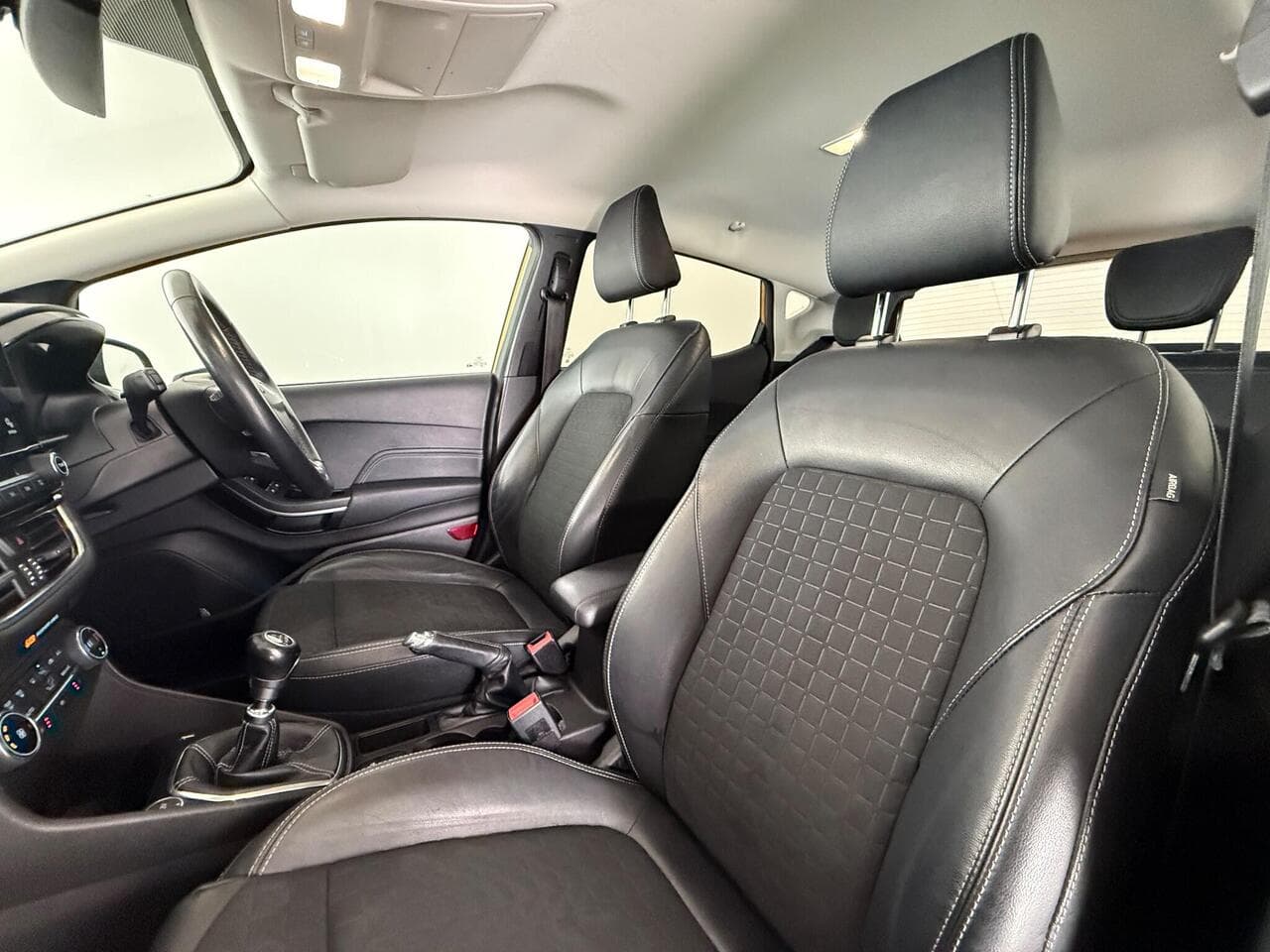 Ford Fiesta thumbnail Seat Front Passenger