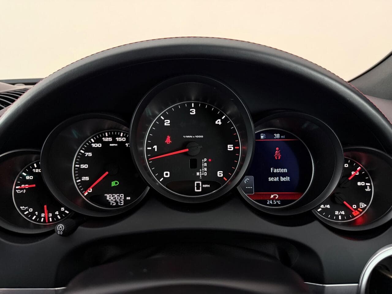 Porsche Cayenne thumbnail Driver Instruments