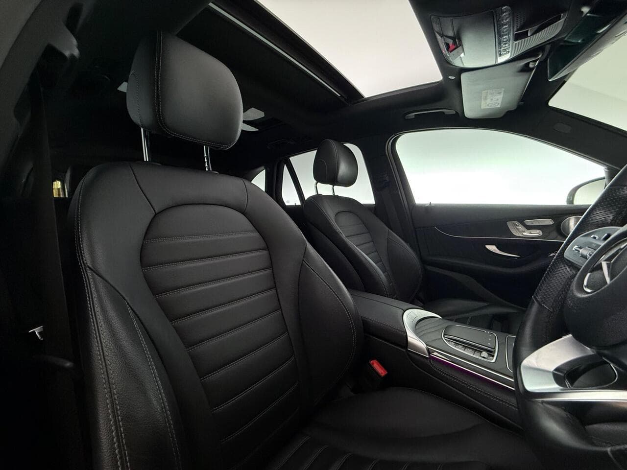 Mercedes-Benz GLC thumbnail Seat Driver