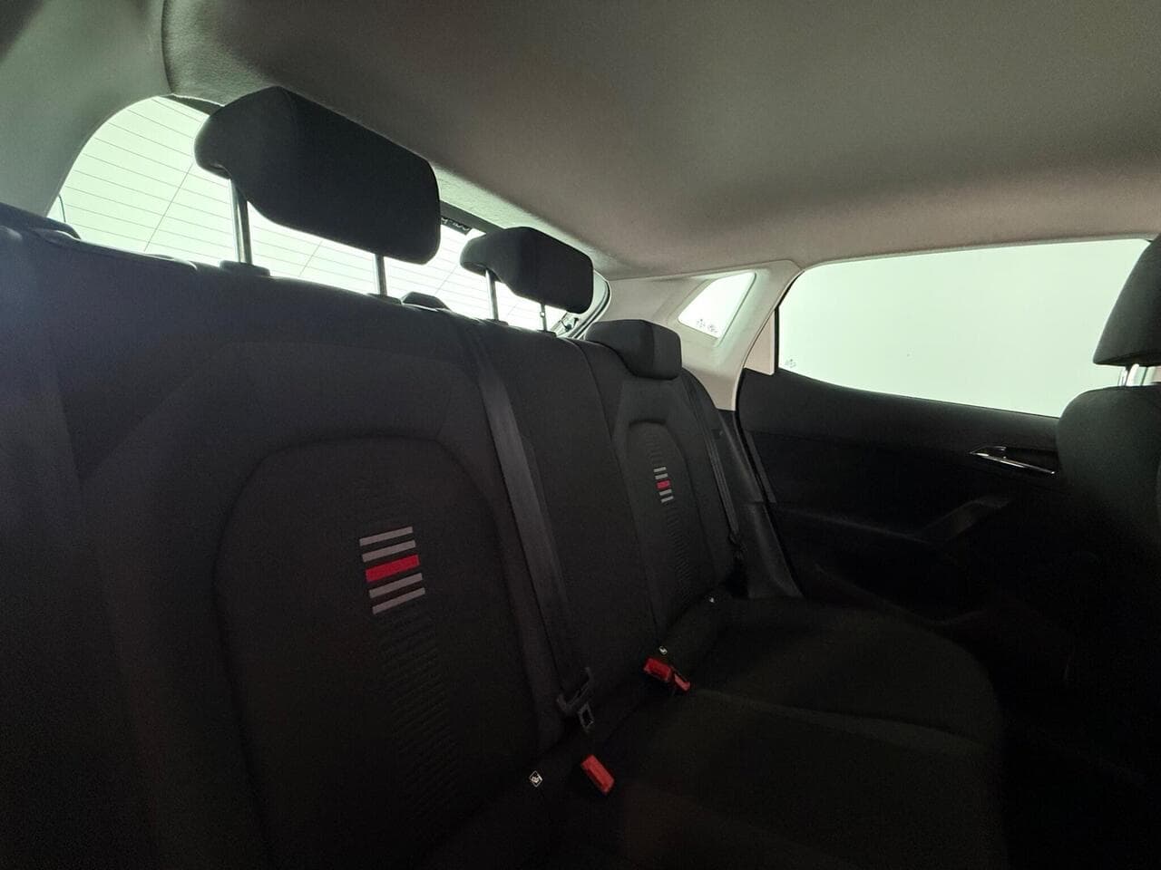 SEAT Ibiza thumbnail Seats Rear