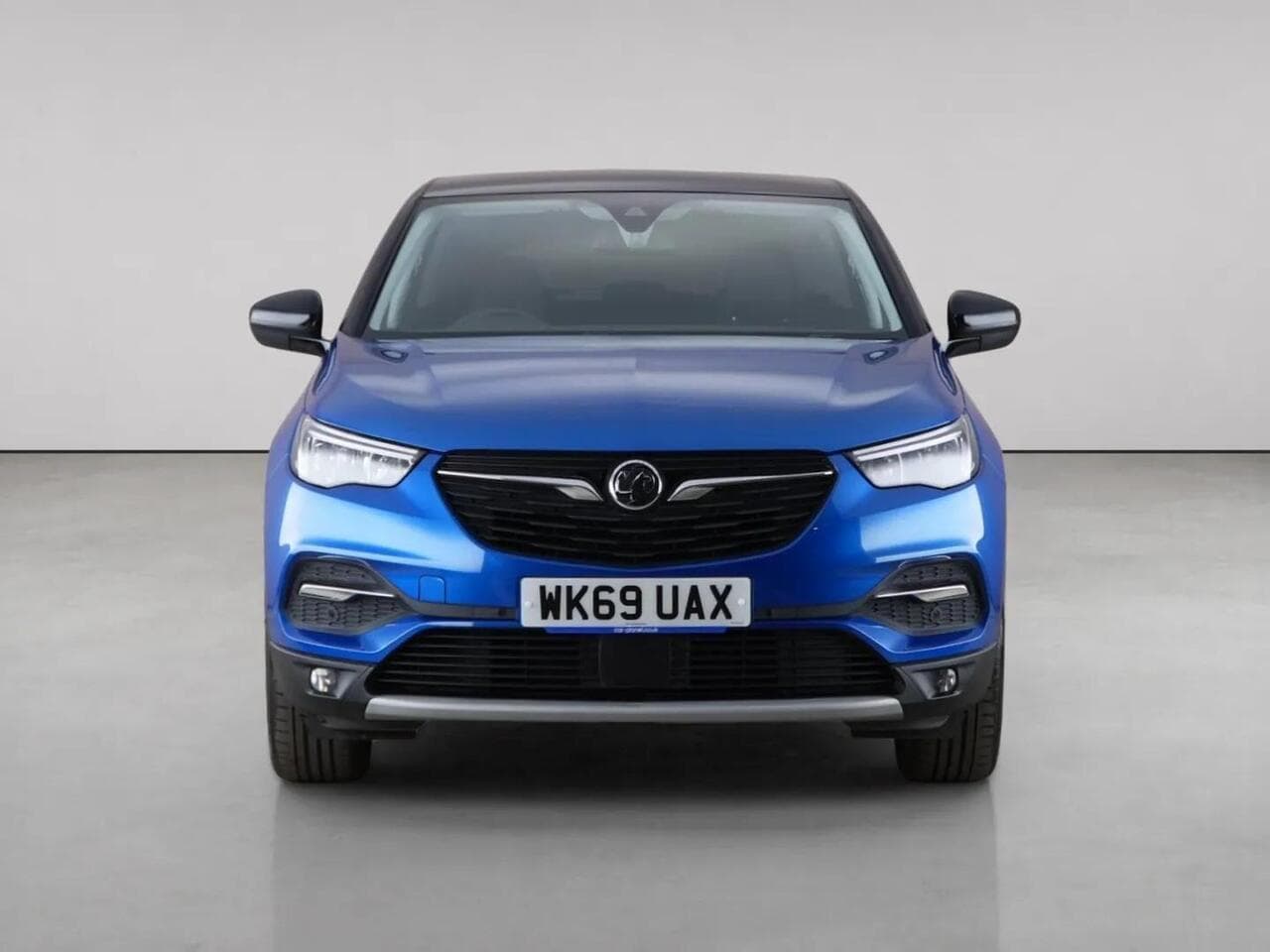 Vauxhall Grandland X thumbnail Front