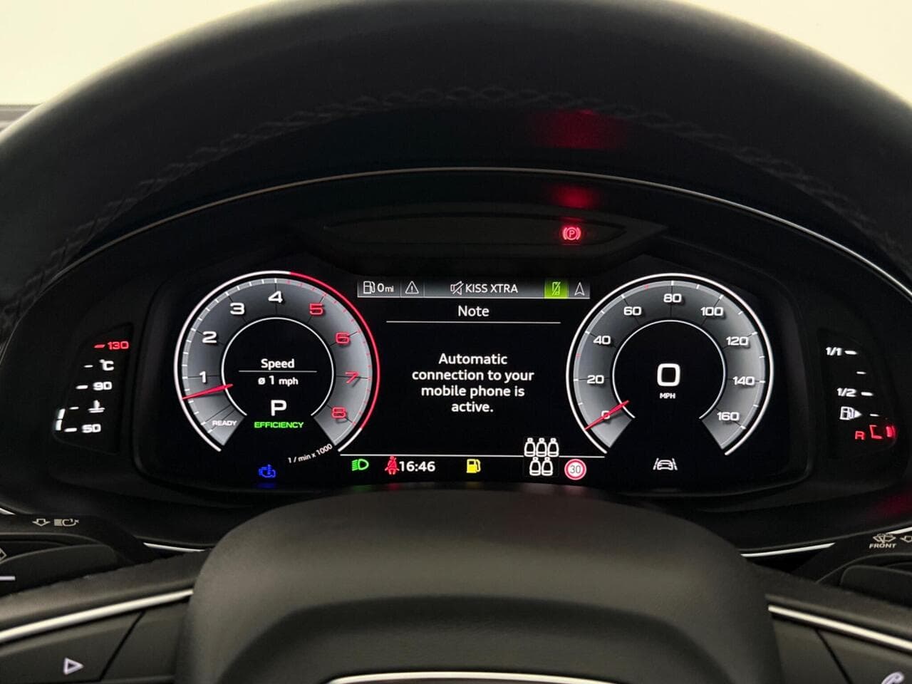Audi Q7 thumbnail Driver Instruments