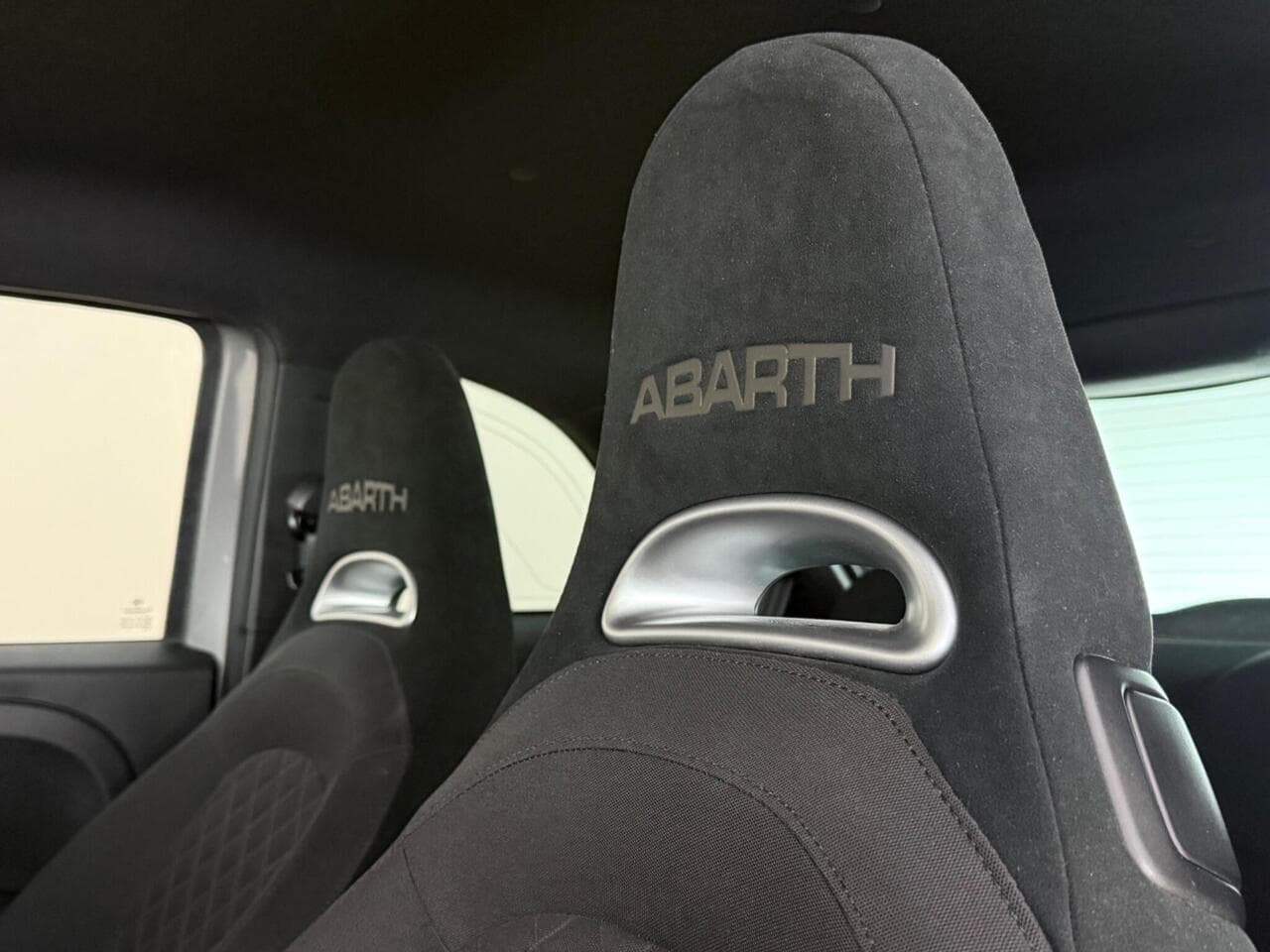 Abarth 595 thumbnail Inconclusive