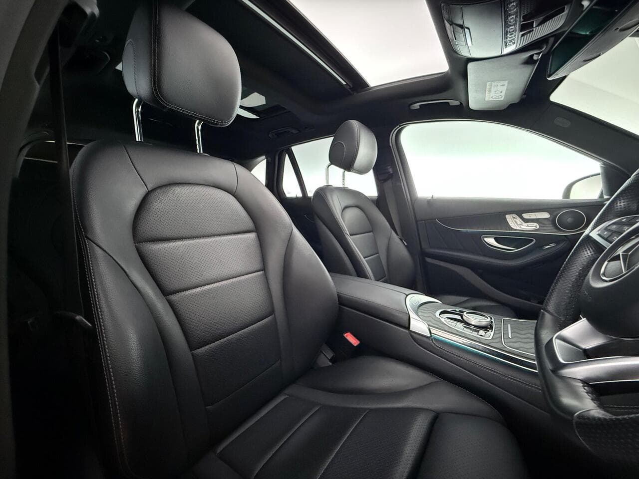 Mercedes-Benz GLC thumbnail Seat Driver