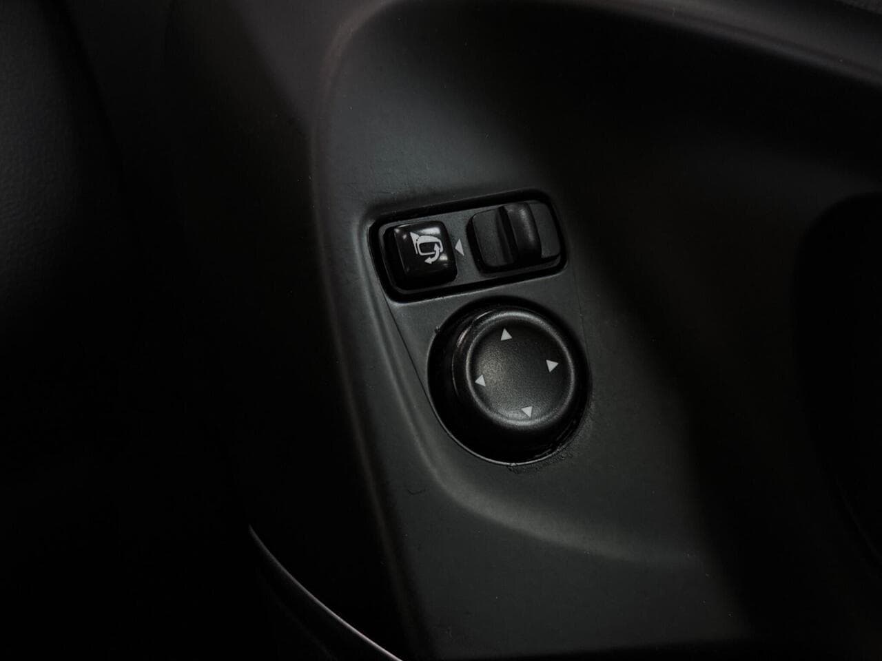Renault Kadjar thumbnail Misc Controls