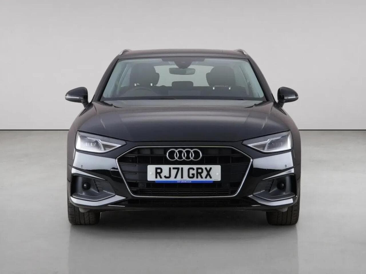 Audi A4 Avant thumbnail Front
