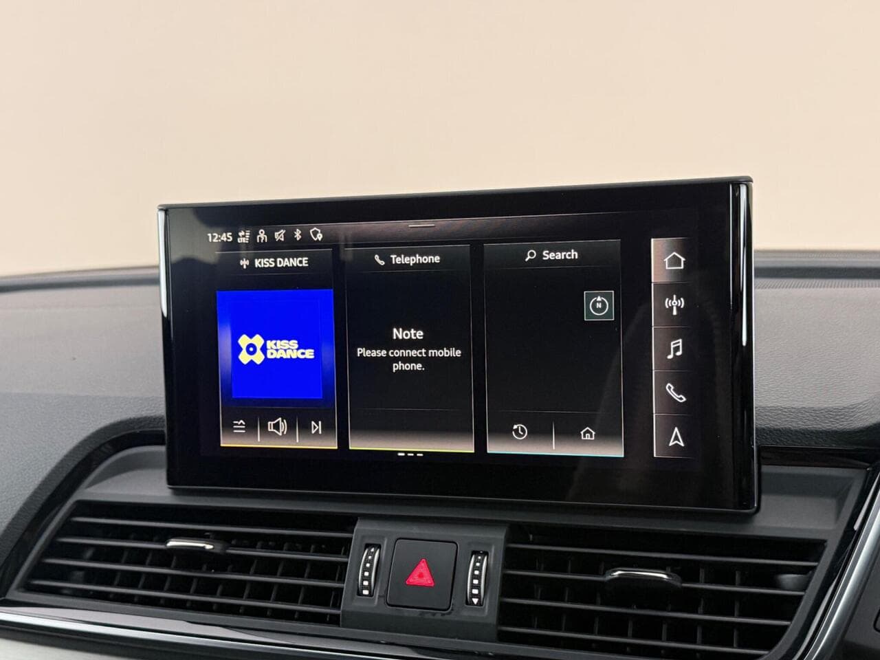 Audi Q5 thumbnail Infotainment System