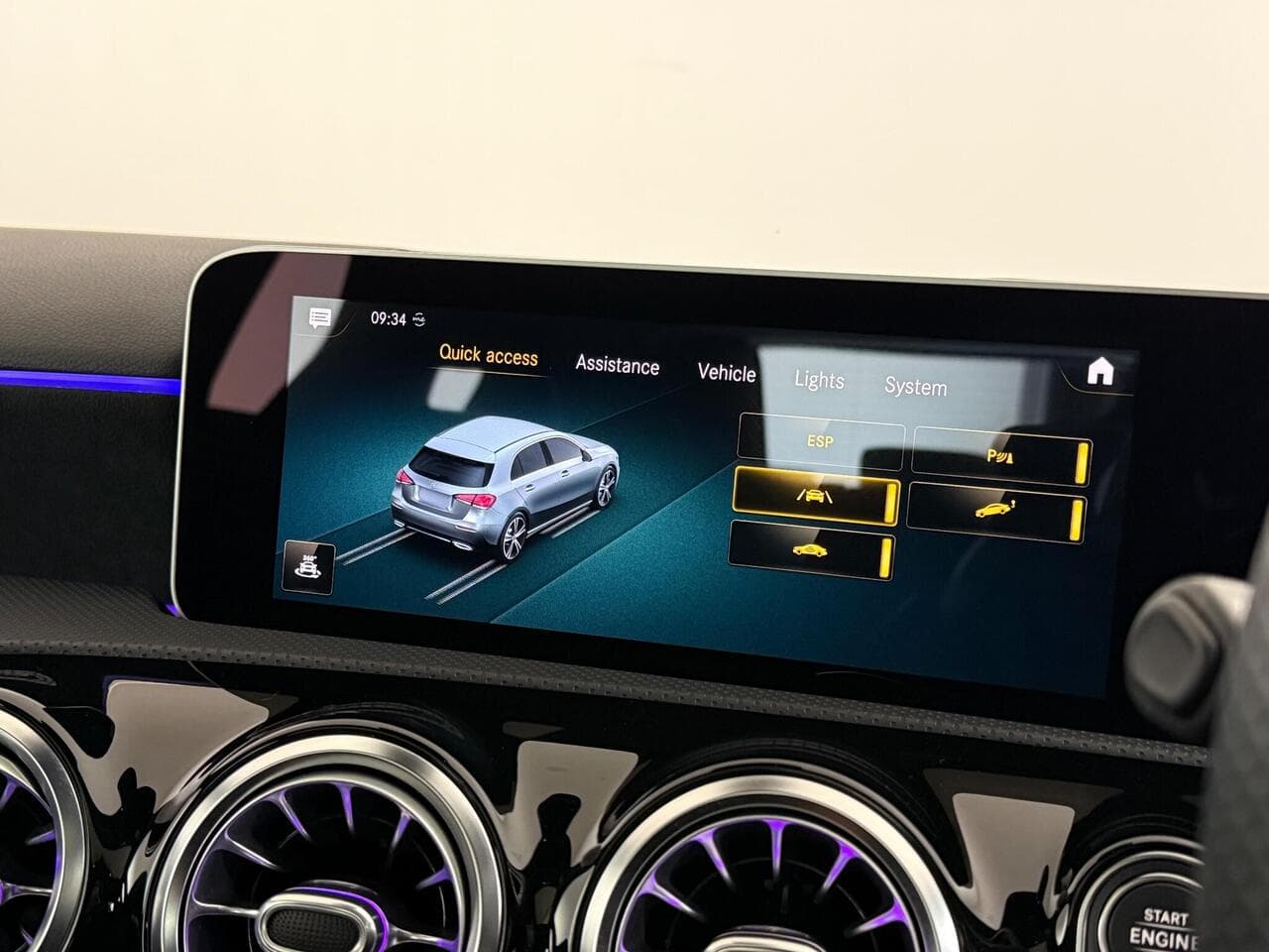 Mercedes-Benz A Class thumbnail Infotainment System