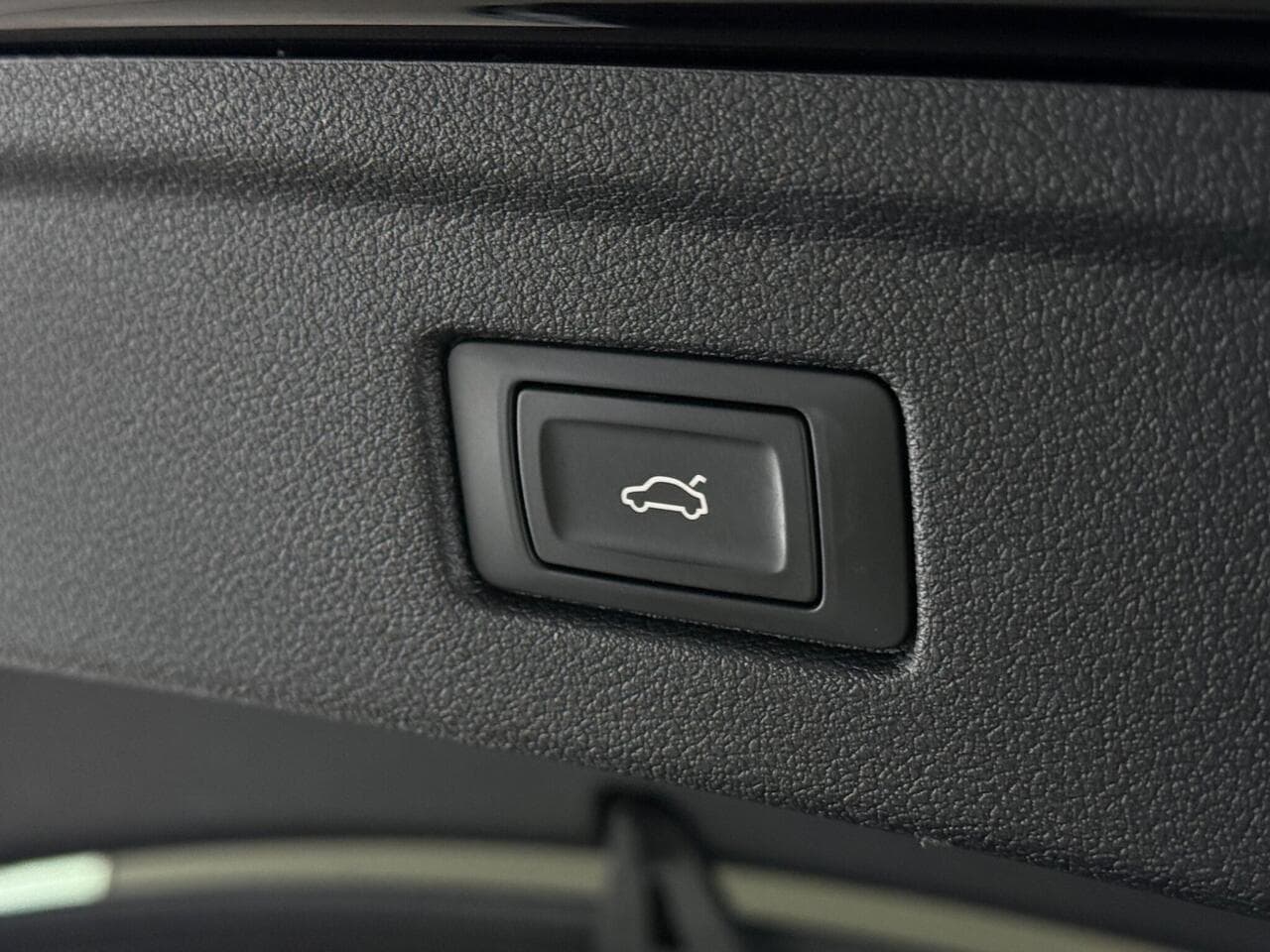 Audi A5 thumbnail Misc Controls