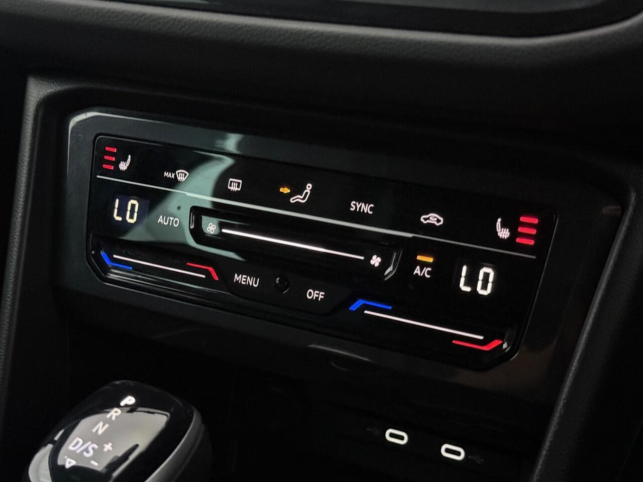 Volkswagen Tiguan thumbnail Inconclusive