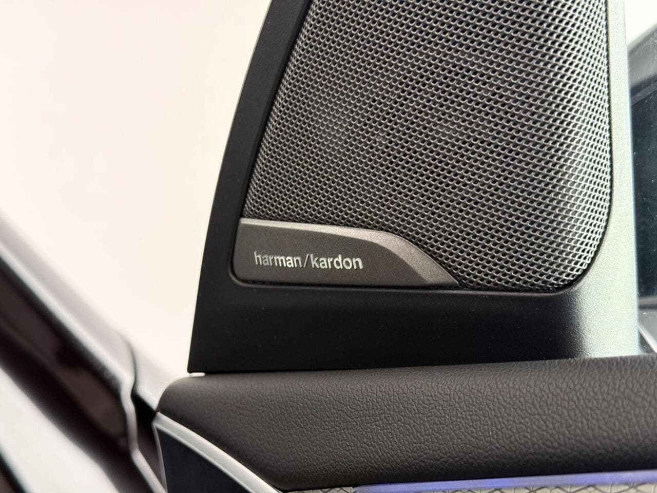 BMW X3 thumbnail Misc Controls