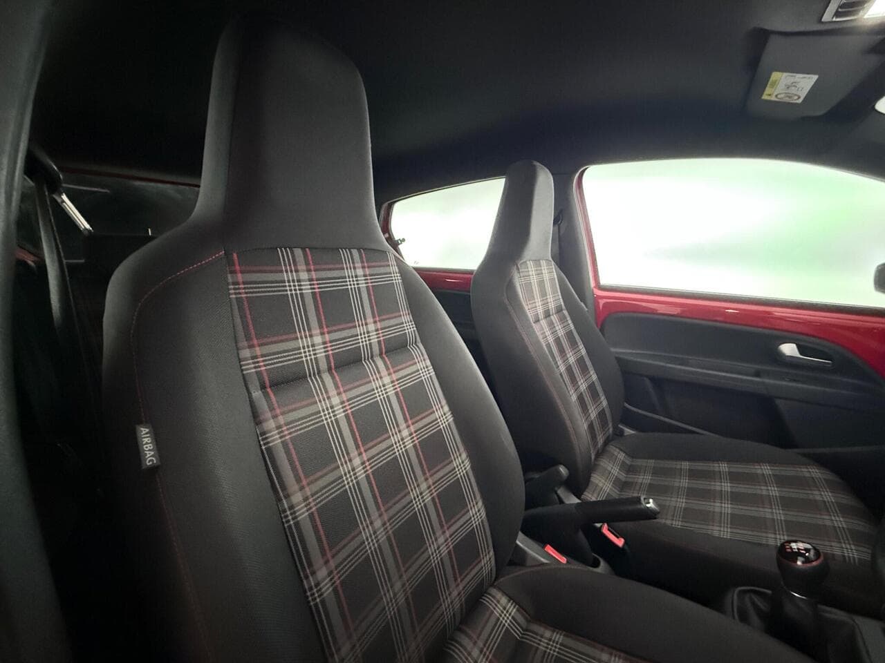 Volkswagen up! thumbnail Seat Driver