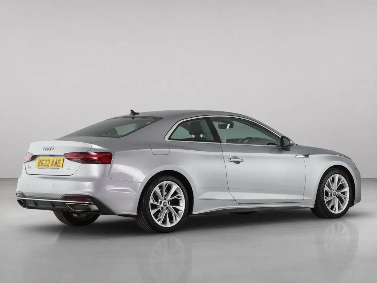 Audi A5 thumbnail Rear Right