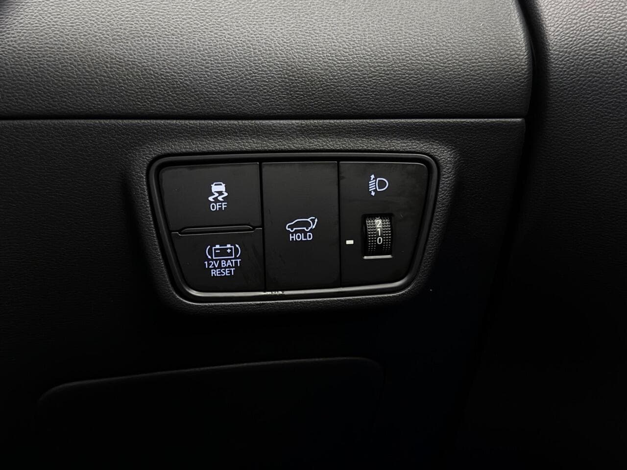 Hyundai TUCSON thumbnail Misc Controls