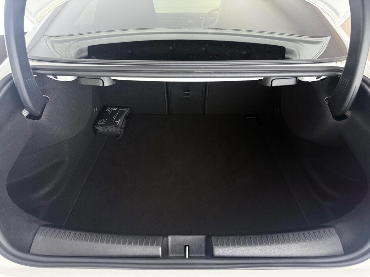Mercedes-Benz CLA thumbnail Boot