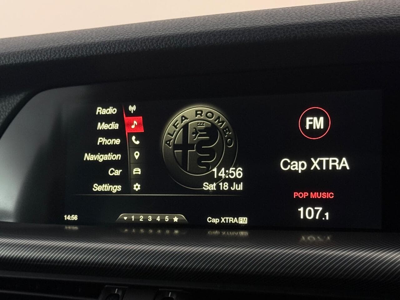 Alfa Romeo Stelvio thumbnail Infotainment System