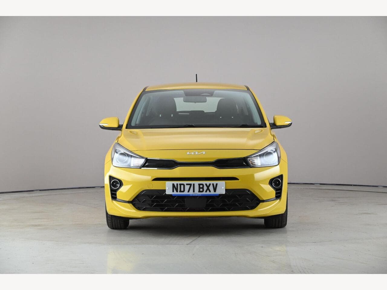 Kia Rio thumbnail Front