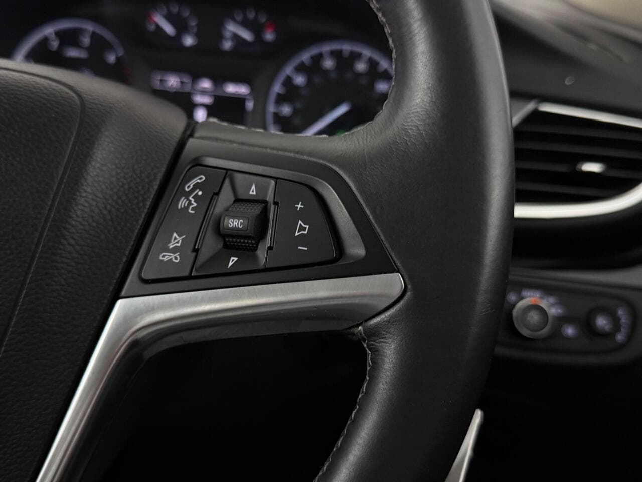 Vauxhall Mokka X thumbnail Misc Controls